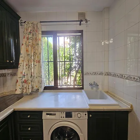 Casa Del La Encantada 10 Huespedes Con Piscina Jaras